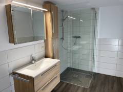 Naturcamp_Ferienwohnung_4Pers_Links_Bad