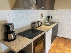 Naturcamp_Ferienwohnung_4Pers_Links_Kueche